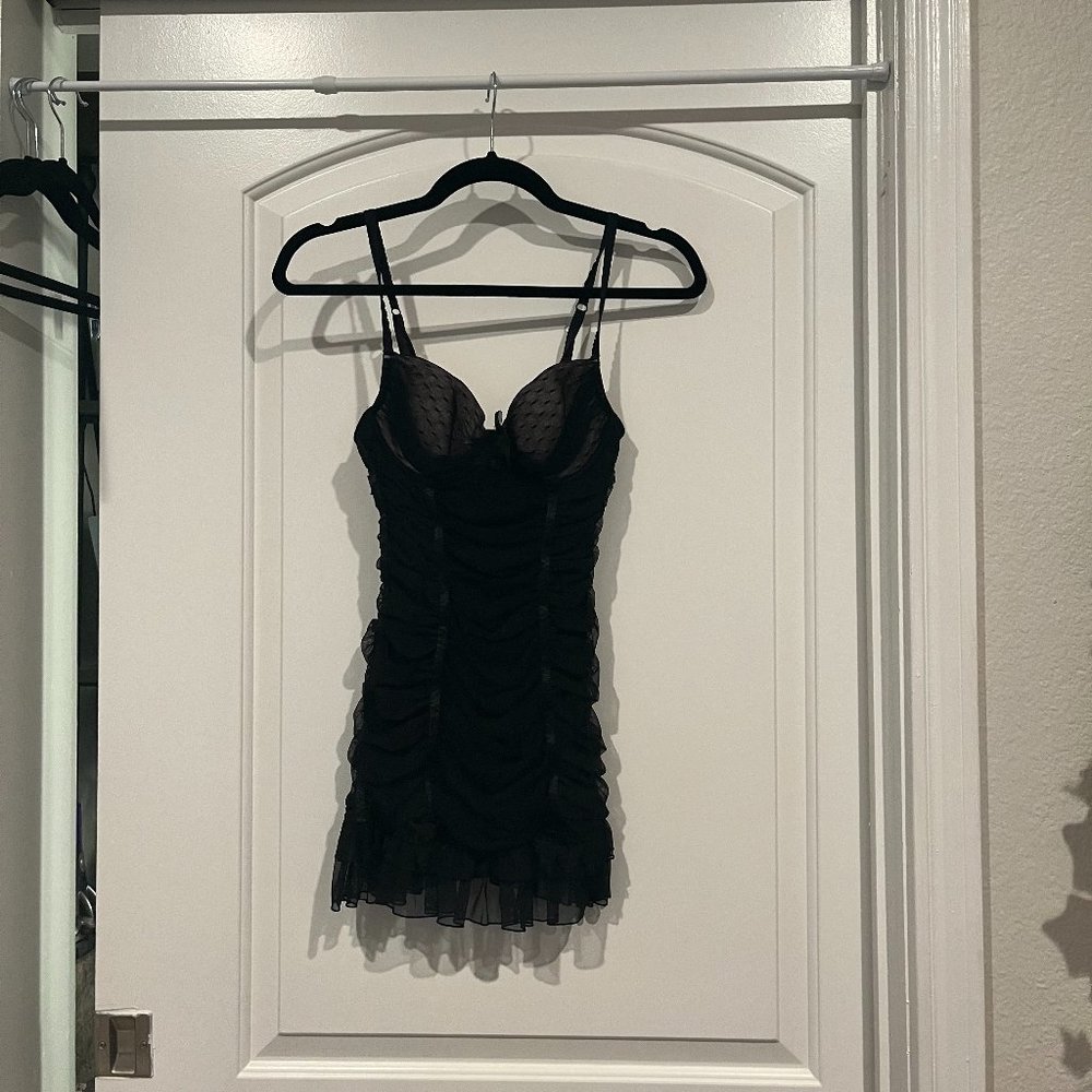 Sexy Little things black night-dress